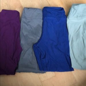EUC/VGUC Small LuLaRoe kids solid leggings.